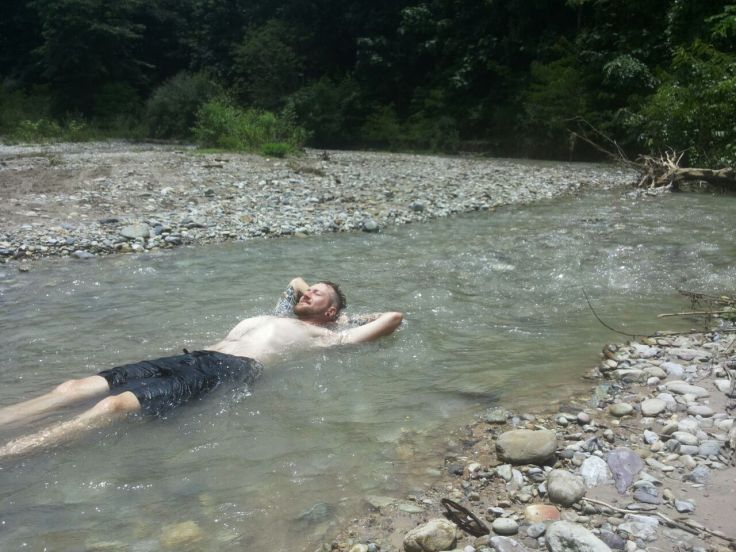 Gelukkig is er water in de buurt om ons af te spoelen